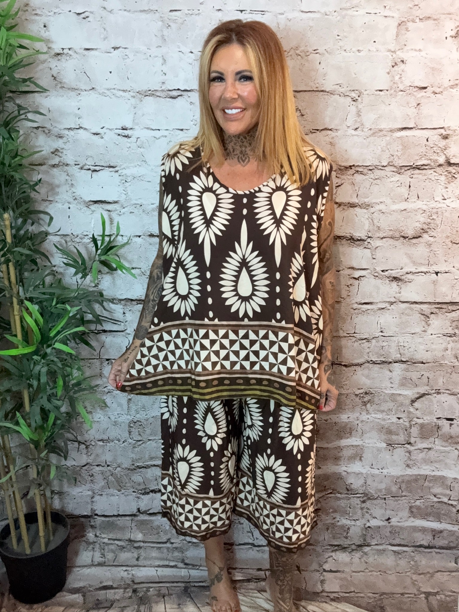 Rosetta two piece Best Fits 16-24 - Image 3
