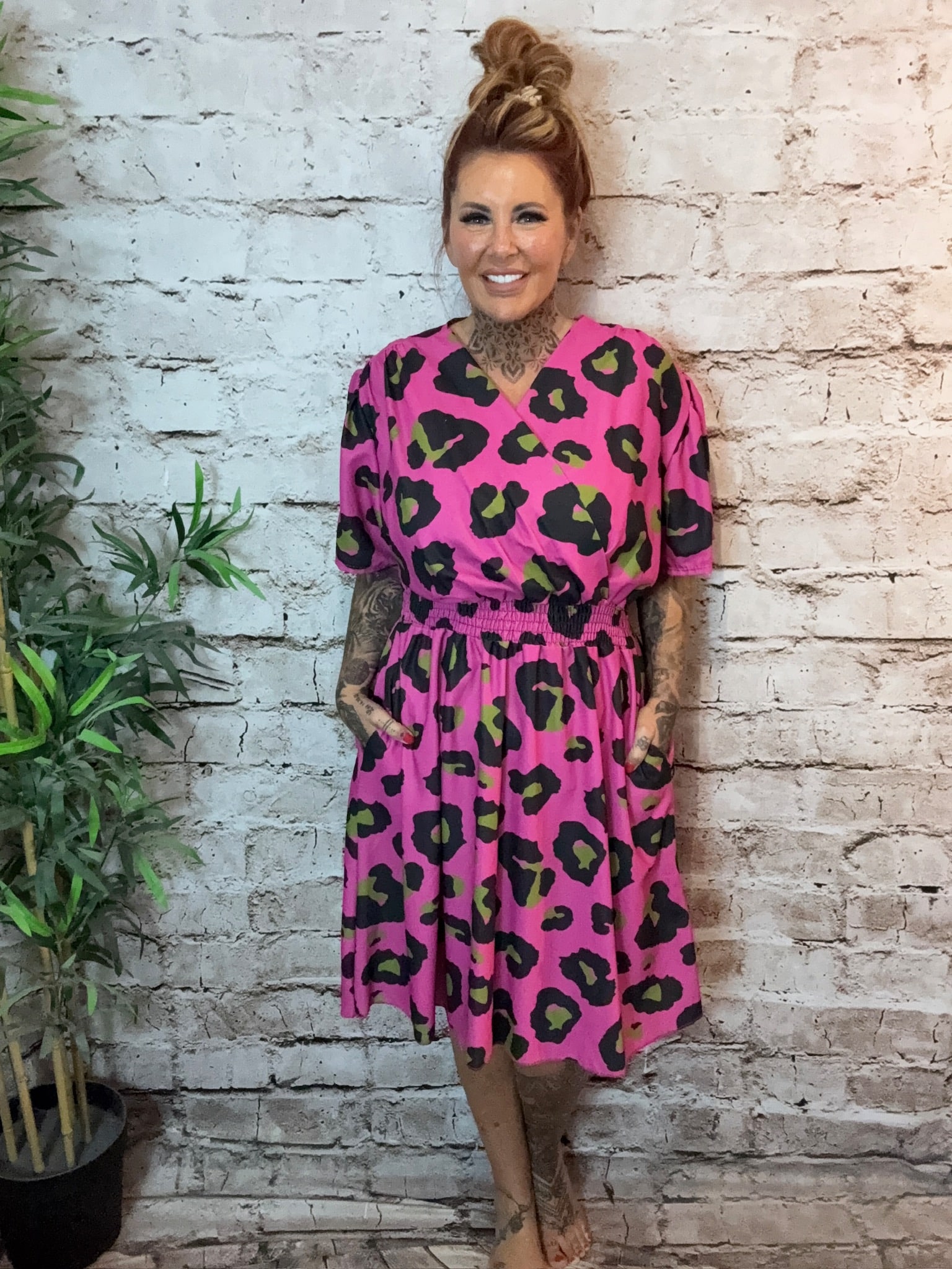Marion wrap dress best fits 16-24 - Image 5