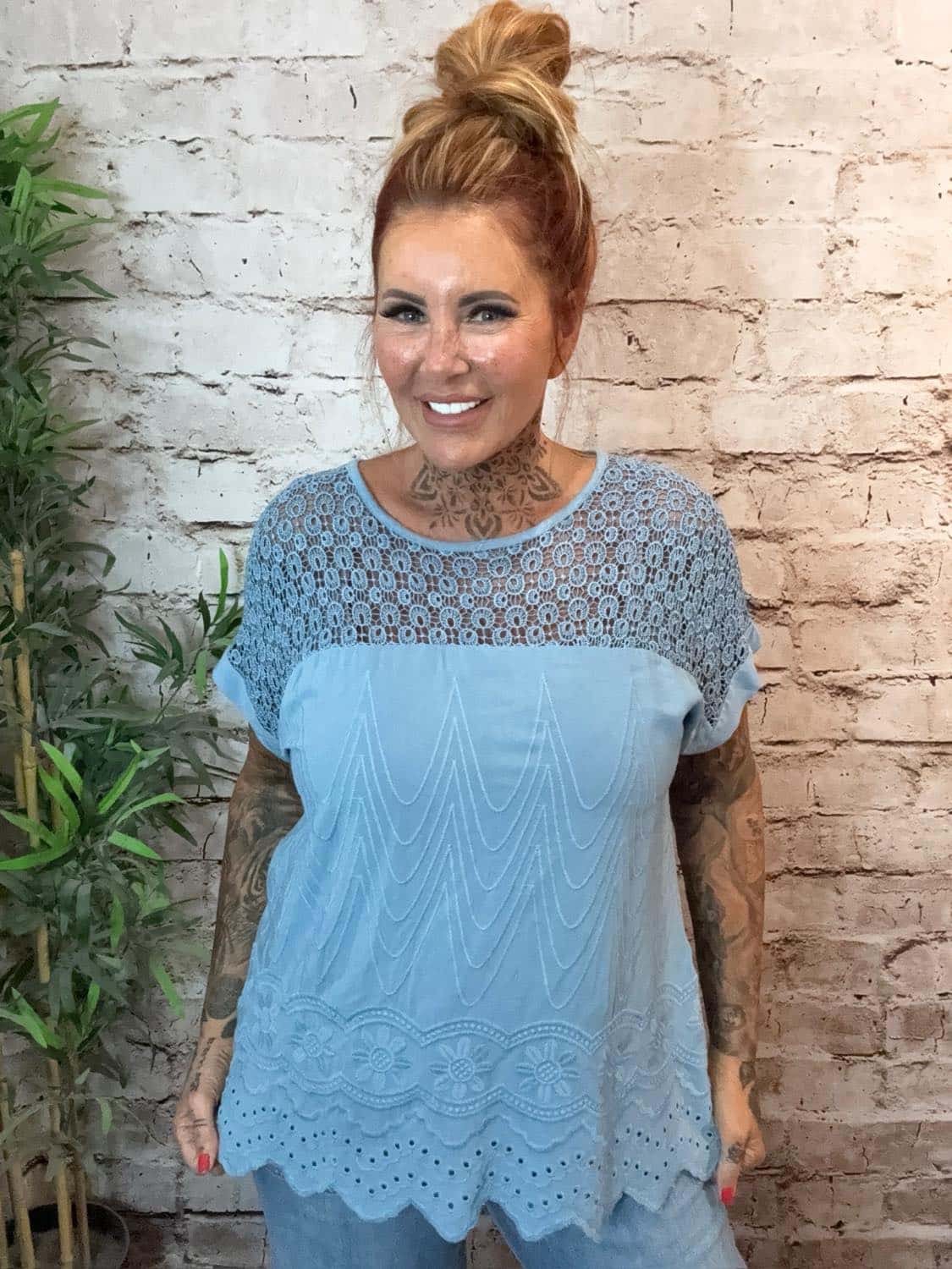 Milly Crochet Top Best Fits 12-20 - Image 4