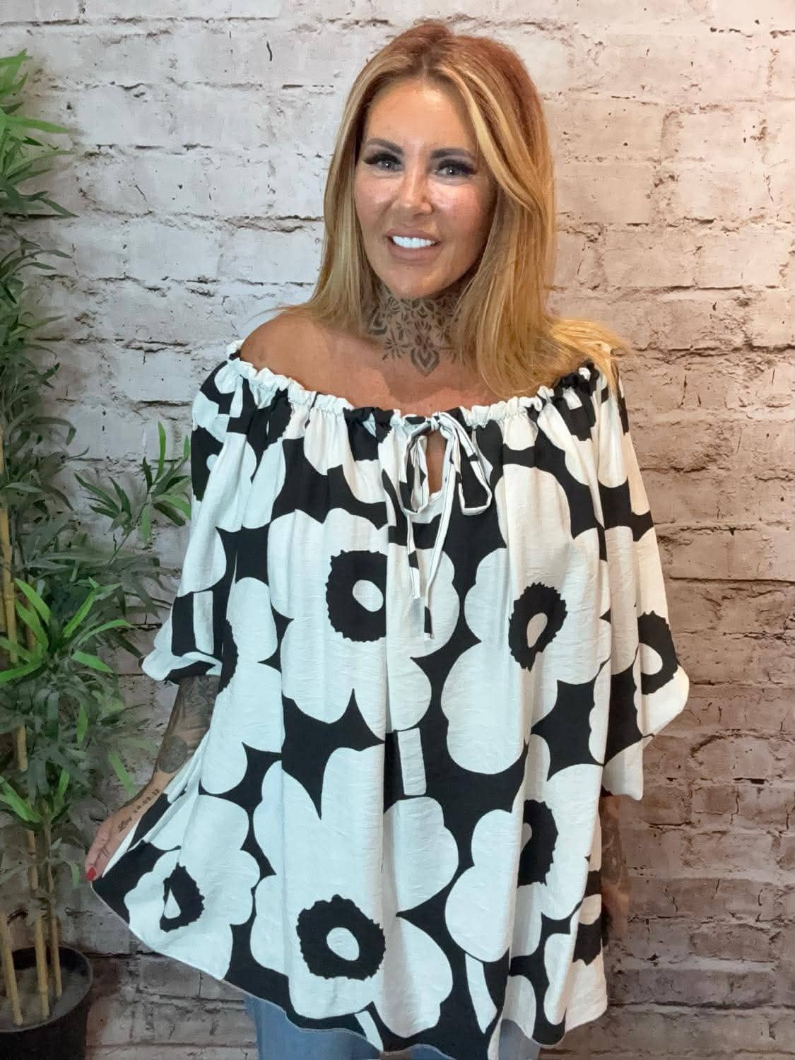 Bardot Flower Pot Top Best Fits 16-24 - Image 2