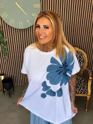 Denim flower T- shirt Best fits 16-26
