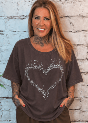 Sparkle Heart T-Shirt – Best Fits 16–26