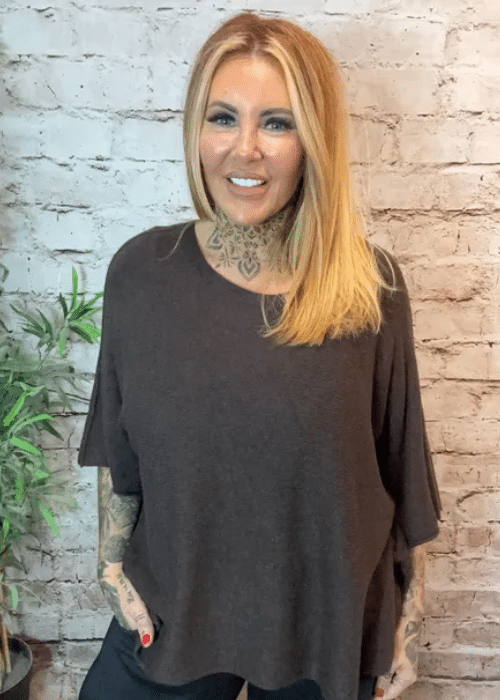 Larger Mary Wide Sleeve Jumper Best Fit 14-26 - Image 9