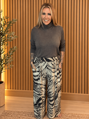 Mal Wide Leg Animal Print Pants best fits 16-22