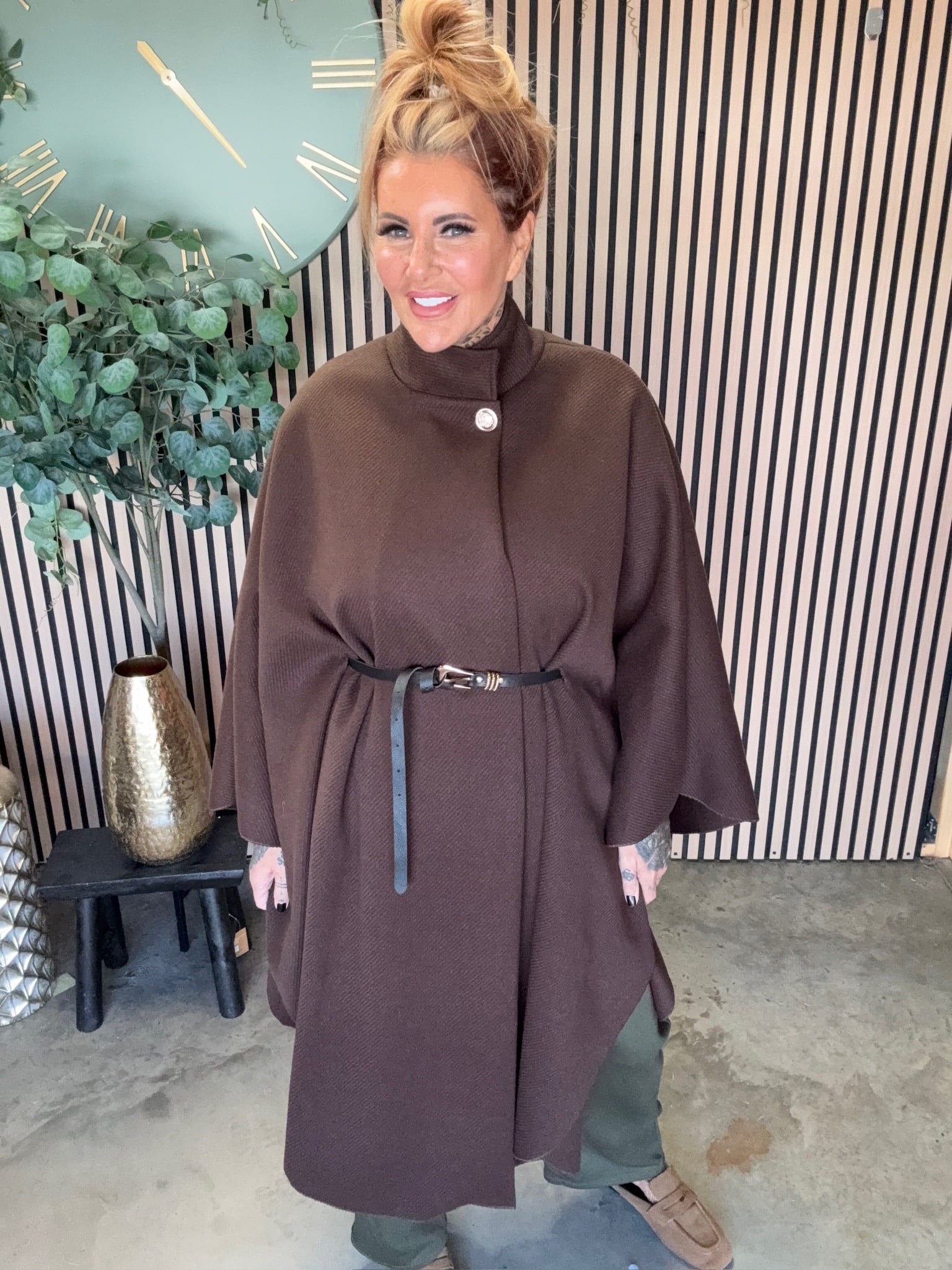 Beverly Long belted cape Coat best fits 16-26 - Image 3